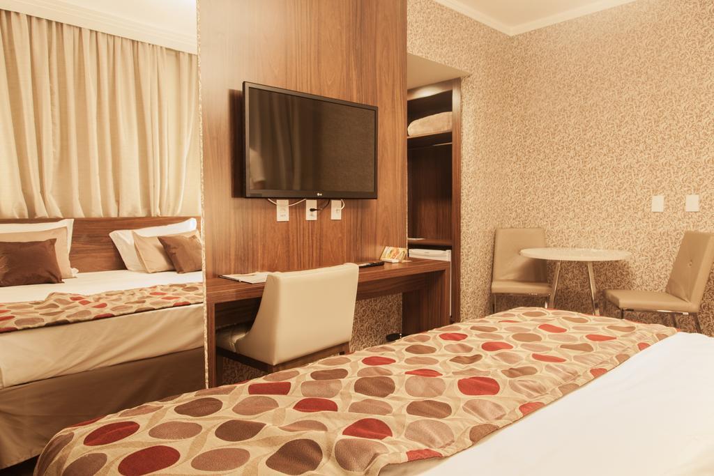 Class Hotel Pouso Alegre Δωμάτιο φωτογραφία